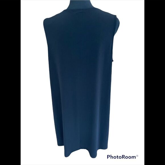 New with tags Alfani Easy Pieces Deep Black tank top, size 0X - Picture 4 of 7